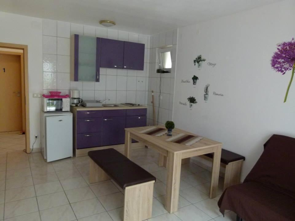 ויר Apartmani Ivanic מראה חיצוני תמונה