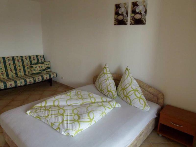ויר Apartmani Ivanic מראה חיצוני תמונה